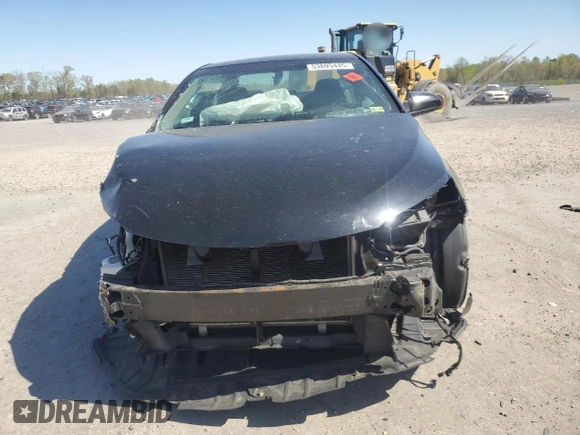 2016 Toyota Camry XLE with VIN 4T1BF1FK1GU598183, listed as a Copart auction lot 53695445 with 173,851 mi miles and Salvage Title. Bid and sale history available at DreamBid. Image 5.