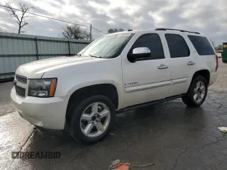2008 Chevrolet Tahoe 2LT z VIN 1GNFC13088R213716, wystawiony jako Copart lot #51756315 z przebiegiem 214 741 mil mil oraz Szkoda całkowita • Salvage title. Historia ofert i sprzedaży dostępna na DreamBid. Obrazek 1.