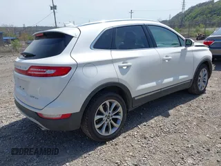 2018 Lincoln MKC Select with VIN 5LMCJ2D90JUL14751, listed as a IAAI auction lot 42091255 with 51,333 mi miles and . Bid and sale history available at DreamBid. Image 4.