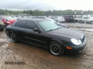 2002 Hyundai Sonata with VIN KMHWF25S32A536478, listed as a IAAI auction lot 40368380 with 80,952 mi miles. Bid and sale history available at carsss.com. Image 1.