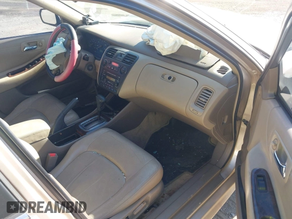 2001 Honda Accord EX с VIN 1HGCG16501A011904, выставлен на аукционе IAAI как лот 42326975 с пробегом 128 808 миль миль и . История ставок и продаж доступна на DreamBid. Изображение 5.