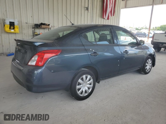 2017 Nissan Versa SV z VIN 3N1CN7APXHL896795, wystawiony jako Copart lot #59953285 z przebiegiem 110 242 mil mil oraz Szkoda całkowita • Salvage title. Historia ofert i sprzedaży dostępna na DreamBid. Obrazek 3.