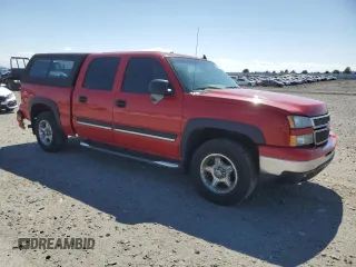 2006 Chevrolet Silverado 1500 LT1 with VIN 2GCEK13T561118618, listed as a Copart auction lot 53527915 with 121,597 mi miles and Salvage Title. Bid and sale history available at carsss.com. Image 4.