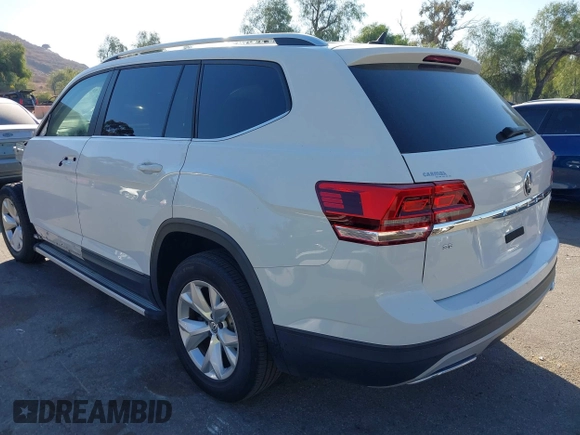 2018 Volkswagen Atlas SE с VIN 1V2DR2CA9JC551484, выставлен на аукционе IAAI как лот 41262713 с пробегом 59 054 миль миль и . История ставок и продаж доступна на DreamBid. Изображение 3.