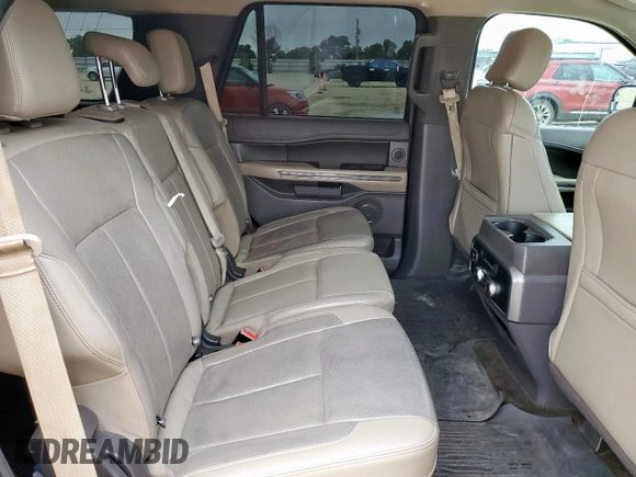 2018 Ford Expedition XLT z VIN 1FMJU1HTXJEA44472, wystawiony jako Copart lot #60818485 z przebiegiem 136 326 mil mil oraz Czysty tytuł • Clean title. Historia ofert i sprzedaży dostępna na DreamBid. Obrazek 11.