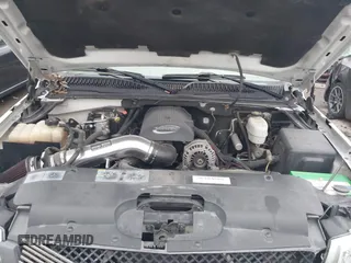 2005 Chevrolet Avalanche Z71 with VIN 3GNEK12Z65G200232, listed as a IAAI auction lot 41128043 with 173,874 mi miles. Bid and sale history available at carsss.com. Image 10.