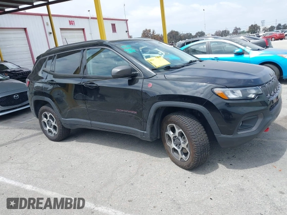 2022 Jeep Compass Trailhawk with VIN 3C4NJDDB8NT107992, listed as a IAAI auction lot 42116531 with 48,787 mi miles and . Bid and sale history available at DreamBid. Image 13.