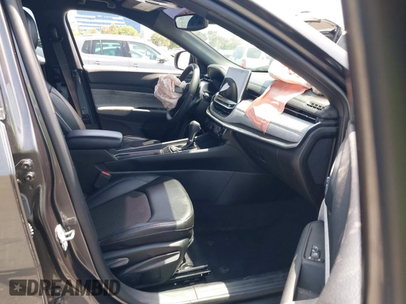 2023 Jeep Compass Latitude z VIN 3C4NJDBN7PT533642, wystawiony jako IAAI lot #42473847 z przebiegiem 34 589 mil mil oraz . Historia ofert i sprzedaży dostępna na DreamBid. Obrazek 5.