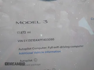 2023 Tesla Model 3 z VIN 5YJ3E1EAXPF403095, wystawiony jako IAAI lot #42151764 z przebiegiem 17 872 mil mil oraz . Historia ofert i sprzedaży dostępna na DreamBid. Obrazek 7.