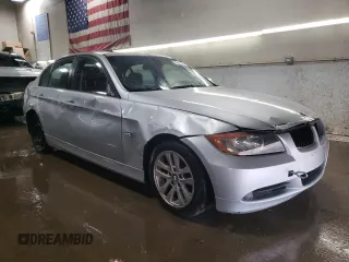 2007 BMW 3 Series 328i with VIN WBAVA33597KX71077, listed as a Copart auction lot 52431525 with 174,309 mi miles and Non Repairable. Bid and sale history available at DreamBid. Image 4.