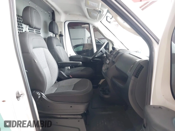 2019 Ram ProMaster Cargo with VIN 3C6TRVCGXKE562904, listed as a IAAI auction lot 41675682 with 217,885 mi miles and . Bid and sale history available at DreamBid. Image 5.