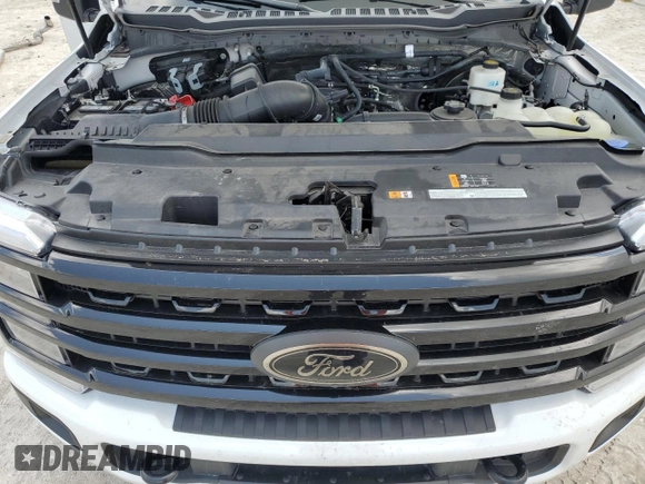 2024 Ford F-250 XL with VIN 1FT8W2BAXRED72805, listed as a Copart auction lot 58874235 with 19,786 mi miles and Salvage title. Bid and sale history available at DreamBid. Image 11.