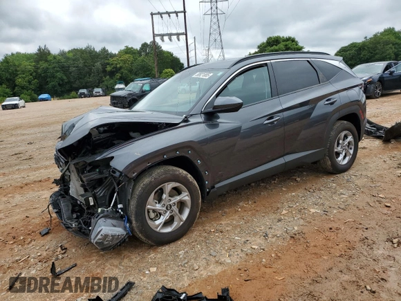 2024 Hyundai Tucson SEL z VIN 5NMJBCDE4RH347897, wystawiony jako Copart lot #58921885 z przebiegiem 26 317 mil mil oraz Szkoda całkowita • Salvage title. Historia ofert i sprzedaży dostępna na DreamBid. Obrazek 1.