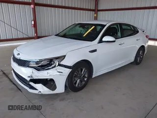 2020 Kia Optima SE z VIN 5XXGT4L36LG393377, wystawiony jako IAAI lot #41836704 z przebiegiem 86 234 mil mil oraz . Historia ofert i sprzedaży dostępna na DreamBid. Obrazek 17.