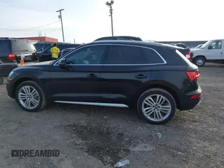 2019 Audi Q5 Prestige with VIN WA1CNAFY2K2055259, listed as a IAAI auction lot 41761227 with 48,983 mi miles. Bid and sale history available at carsss.com. Image 14.