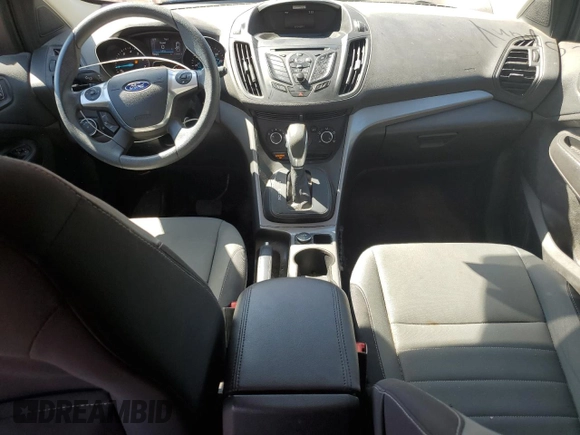 2016 Ford Escape SE z VIN 1FMCU9GX1GUA52213, wystawiony jako Copart lot #57137545 z przebiegiem 142 646 mil mil oraz Czysty tytuł • Clean title. Historia ofert i sprzedaży dostępna na DreamBid. Obrazek 8.