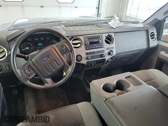 2016 Ford F-250 Lariat z VIN 1FT7W2BT3GEA23768, wystawiony jako IAAI lot #42404137 z przebiegiem 216 722 mil mil oraz . Historia ofert i sprzedaży dostępna na DreamBid. Obrazek 27.