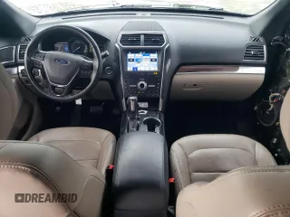 2019 Ford Explorer Limited with VIN 1FM5K8FH0KGA17513, listed as a Copart auction lot 52020195 with 102,481 mi miles and Salvage Title. Bid and sale history available at carsss.com. Image 8.