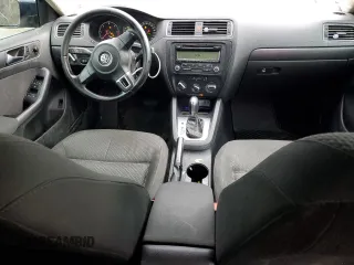 2011 Volkswagen Jetta Comfortline with VIN 3VWDL7AJ4BM007572, listed as a Copart auction lot 86758914 with 514,655 mi miles and Salvage title. Bid and sale history available at DreamBid. Image 8.