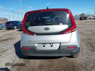 2020 Kia Soul LX with VIN KNDJ23AU3L7728442, listed as a IAAI auction lot 40602922 with 65,034 mi miles. Bid and sale history available at carsss.com. Image 17.