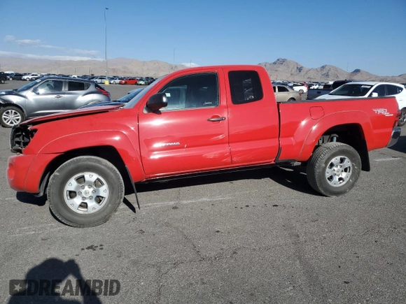 2008 Toyota Tacoma PreRunner with VIN 5TETU62N18Z500077, listed as a Copart auction lot 80843554 with 154,902 mi miles and Salvage Title. Bid and sale history available at carsss.com. Image 1.