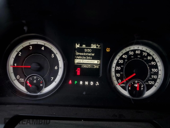 2015 Ram 1500 Tradesman z VIN 1C6RR6FGXFS523843, wystawiony jako Copart lot #44003295 z przebiegiem 198 251 mil mil oraz Czysty tytuł • Clean title. Historia ofert i sprzedaży dostępna na DreamBid. Obrazek 9.