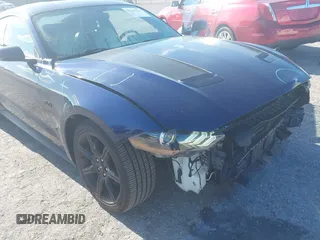 2019 Ford Mustang GT z VIN 1FA6P8CF5K5180706, wystawiony jako IAAI lot #42763920 z przebiegiem 73 915 mil mil oraz . Historia ofert i sprzedaży dostępna na DreamBid. Obrazek 17.