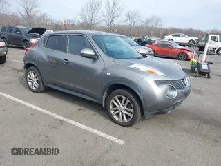 2011 Nissan Juke SL with VIN JN8AF5MV4BT015239, listed as a IAAI auction lot 41725182 with 178,881 mi miles. Bid and sale history available at carsss.com. Image 1.