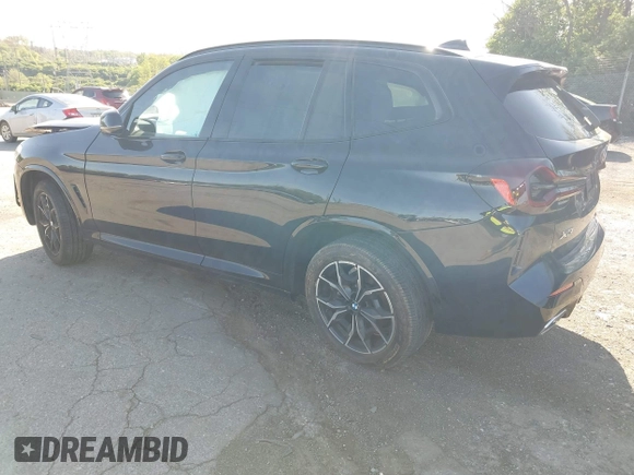 2024 BMW X3 xDrive30i z VIN 5UX53DP08R9V36583, wystawiony jako IAAI lot #42128986 z przebiegiem 9 mil mil oraz . Historia ofert i sprzedaży dostępna na DreamBid. Obrazek 3.