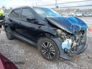 2018 Nissan Kicks SV с VIN 3N1CP5CU7JL499441, выставлен на аукционе IAAI как лот 41183167 с пробегом 93 275 миль миль и . История ставок и продаж доступна на DreamBid. Изображение 1.