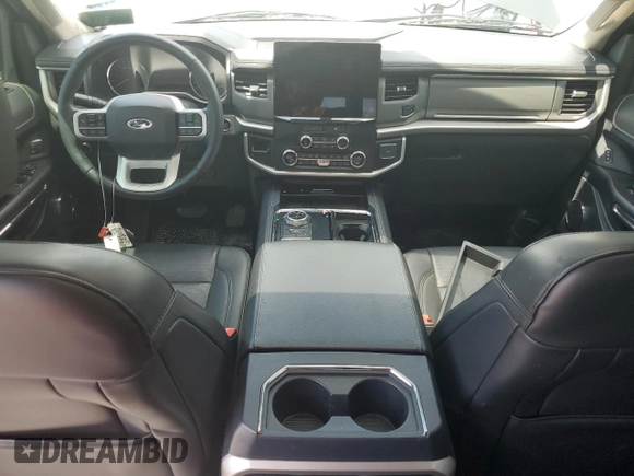 2022 Ford Expedition XLT with VIN 1FMJU1HT0NEA56894, listed as a Copart auction lot 63806955 with 23,697 mi miles and Clean title. Bid and sale history available at DreamBid. Image 8.