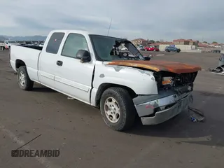 2004 Chevrolet Silverado 1500 LS with VIN 2GCEC19V941119077, listed as a IAAI auction lot 38163760 with 1 mi miles. Bid and sale history available at carsss.com. Image 1.