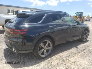 2022 Genesis GV70 Sport with VIN KMUMCDTC5NU036592, listed as a Copart auction lot 57786223 with 17,158 mi miles and Non repairable. Bid and sale history available at DreamBid. Image 3.