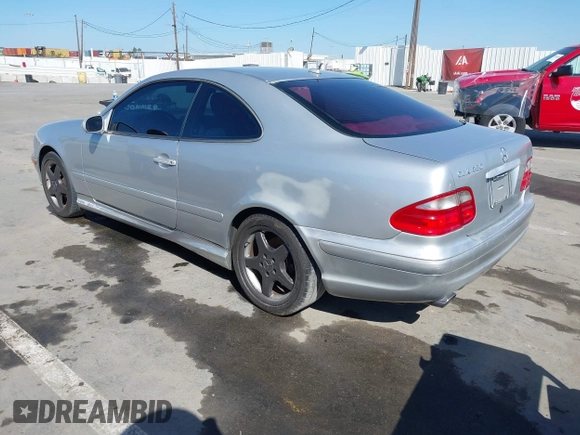 2002 Mercedes-Benz CLK 320/430 with VIN WDBLJ70G92T127992, listed as a IAAI auction lot 41862108 with 196,205 mi miles and . Bid and sale history available at DreamBid. Image 3.