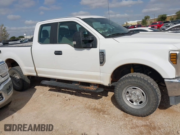 2019 Ford F-250 XL with VIN 1FT7X2B62KEG56083, listed as a IAAI auction lot 42452430 with 150,903 mi miles and . Bid and sale history available at DreamBid. Image 12.