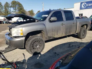 2009 Chevrolet Silverado 1500 LT with VIN 3GCEC23C99G240591, listed as a Copart auction lot 42565905 with 156,403 mi miles and Salvage Title. Bid and sale history available at carsss.com. Image 1.