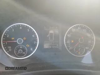 2014 Volkswagen Tiguan SE z VIN WVGAV3AX9EW563907, wystawiony jako Copart lot #45157495 z przebiegiem 100 174 mil mil oraz Szkoda całkowita • Salvage title. Historia ofert i sprzedaży dostępna na DreamBid. Obrazek 9.