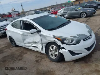 2015 Hyundai Elantra SE с VIN 5NPDH4AE4FH591540, выставлен на аукционе IAAI как лот 41822435 с пробегом 83 083 миль миль и . История ставок и продаж доступна на DreamBid. Изображение 14.