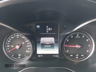 2015 Mercedes-Benz C 300 Luxury with VIN 55SWF4KB6FU023015, listed as a IAAI auction lot 42153797 with 47,639 mi miles and . Bid and sale history available at carsss.com. Image 7.