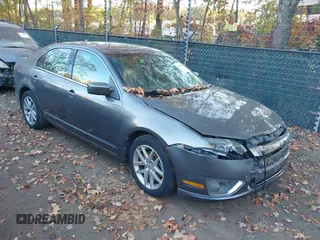 2011 Ford Fusion SEL with VIN 3FAHP0CG3BR109214, listed as a IAAI auction lot 40759895 with 160,343 mi miles. Bid and sale history available at carsss.com. Image 1.