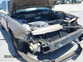 1995 Toyota Camry LE z VIN 4T1SK12E8SU872841, wystawiony jako IAAI lot #42025861 z przebiegiem 228 747 mil mil oraz . Historia ofert i sprzedaży dostępna na DreamBid. Obrazek 6.