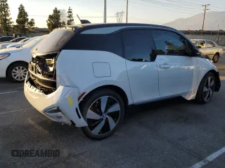2019 BMW i3 with VIN WBY8P2C55KVE41549, listed as a Copart auction lot 87965355 with 91,312 mi miles and Salvage Title. Bid and sale history available at carsss.com. Image 3.