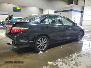 2015 Toyota Camry XLE with VIN 4T1BF1FK6FU492522, listed as a Copart auction lot 41465195 with 145,571 mi miles and Salvage Title. Bid and sale history available at carsss.com. Image 3.