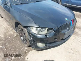 2008 BMW 3 Series 328xi z VIN WBAWC33578PD09140, wystawiony jako IAAI lot #42098531 z przebiegiem Nie podano mil oraz . Historia ofert i sprzedaży dostępna na DreamBid. Obrazek 6.