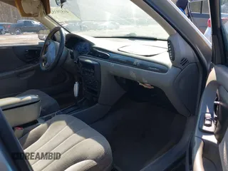 2001 Chevrolet Malibu with VIN 1G1ND52J116140319, listed as a IAAI auction lot 41539352 with 221,234 mi miles. Bid and sale history available at carsss.com. Image 5.
