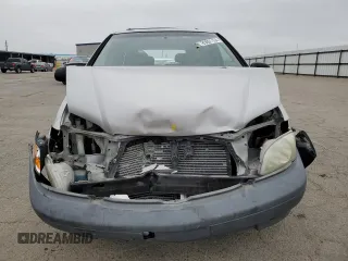 2001 Toyota Sienna LE with VIN 4T3ZF13C71U399066, listed as a Copart auction lot 85601134 with 81,233 mi miles and Salvage Title. Bid and sale history available at carsss.com. Image 5.