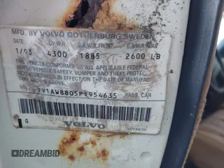 1993 Volvo 240 с VIN YV1AW8805P1954635, выставлен на аукционе IAAI как лот 42135518 с пробегом 172 621 миль миль и . История ставок и продаж доступна на DreamBid. Изображение 9.