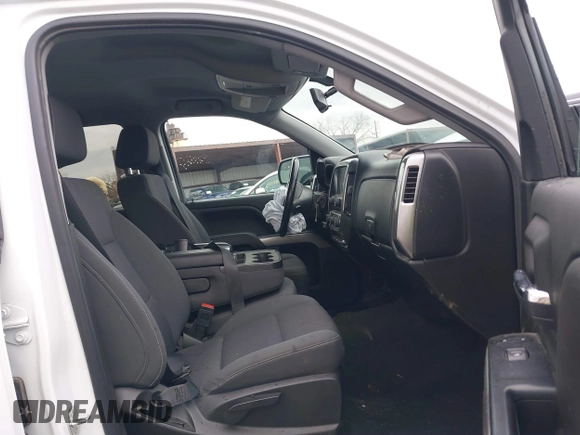 2018 Chevrolet Silverado 1500 LT with VIN 3GCUKREC3JG453433, listed as a IAAI auction lot 38138441 with 53,496 mi miles. Bid and sale history available at carsss.com. Image 5.