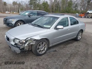 2007 Volvo S60 2.5L Turbo with VIN YV1RH592072609664, listed as a IAAI auction lot 41865512 with 200,528 mi miles. Bid and sale history available at carsss.com. Image 19.
