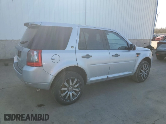 2008 Land Rover LR2 HSE with VIN SALFR24N28H063687, listed as a Copart auction lot 55380235 with 270,988 mi miles and Clean title. Bid and sale history available at DreamBid. Image 3.